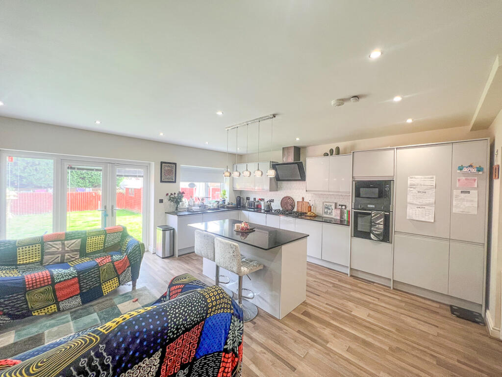 Kitchen 1