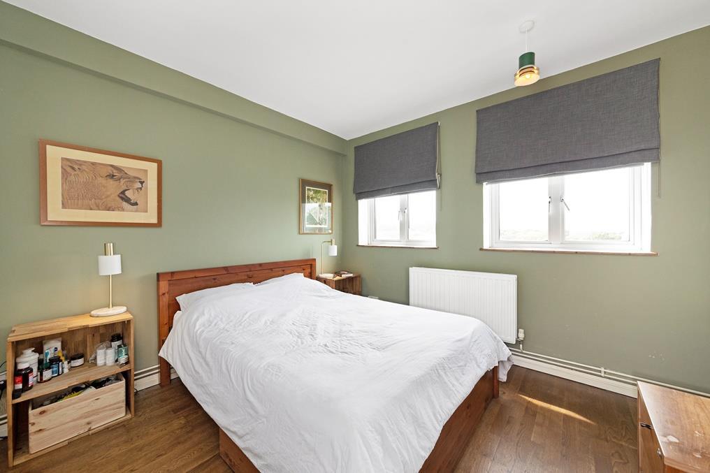 extra bedroom shot.jpg