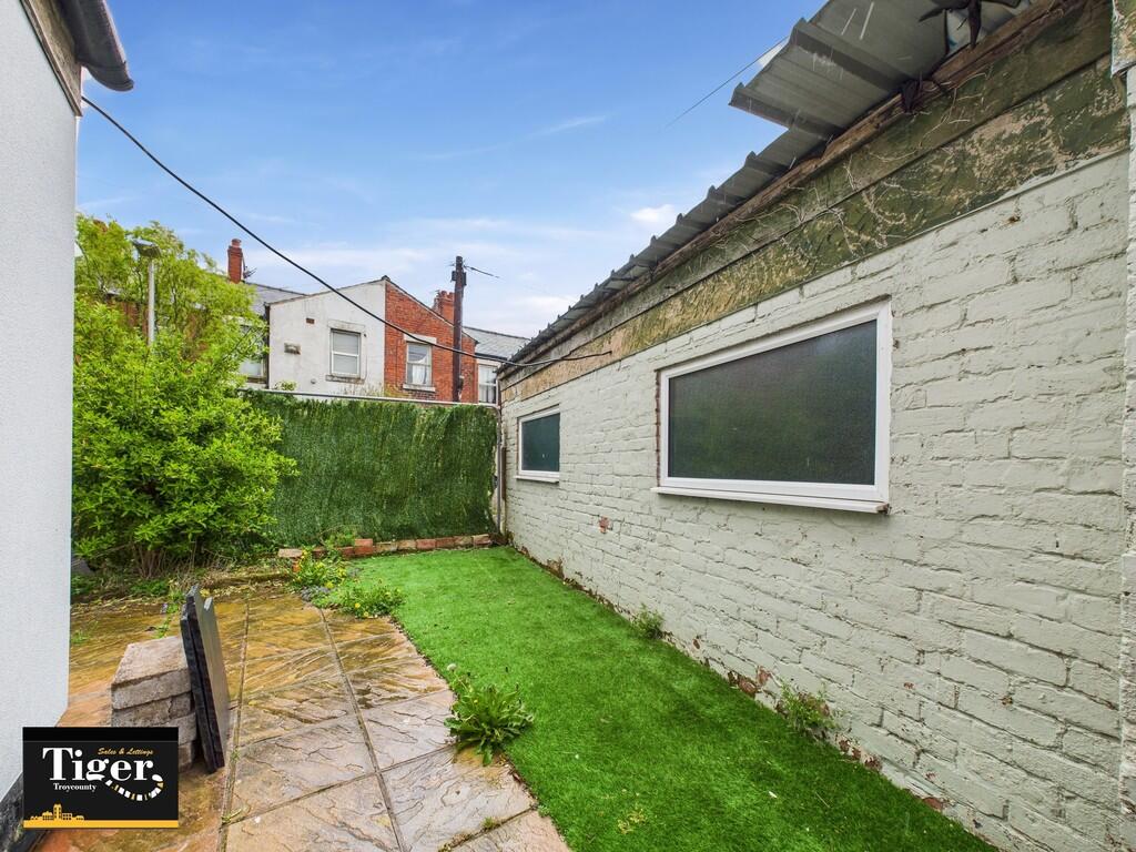 CAM03440G0-PR0300...