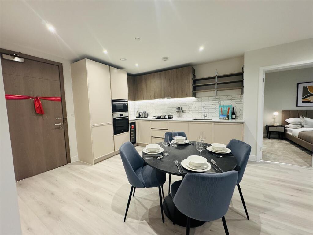 Kitchen/Living/Dining