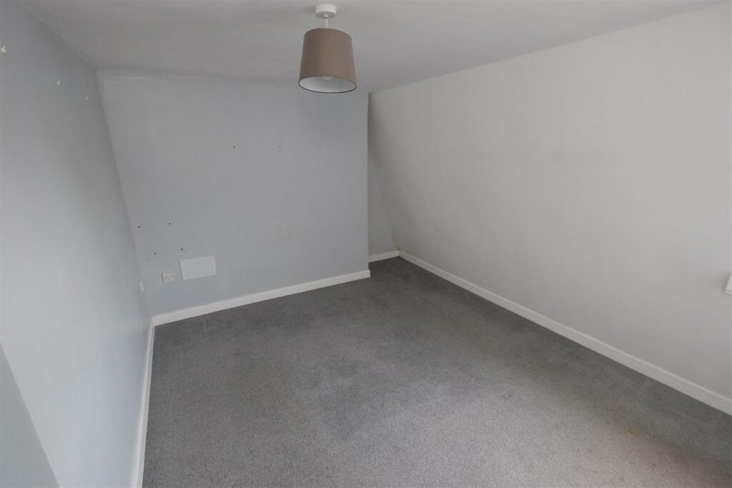 Flat 5, 22 Rivers Street, Bath BA1 2QA Leasehold T