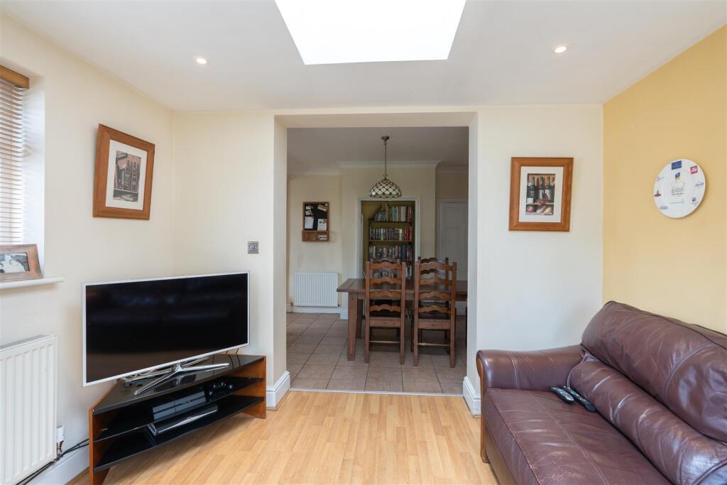 118 Runcorn Road-9.jpg