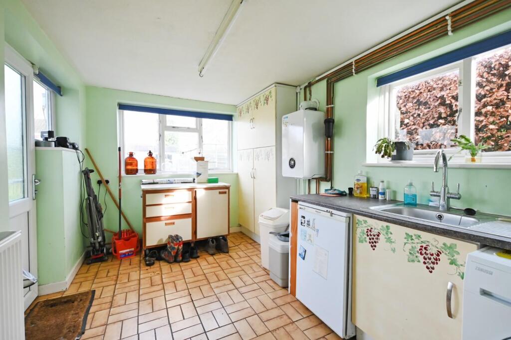UTILITY ROOM