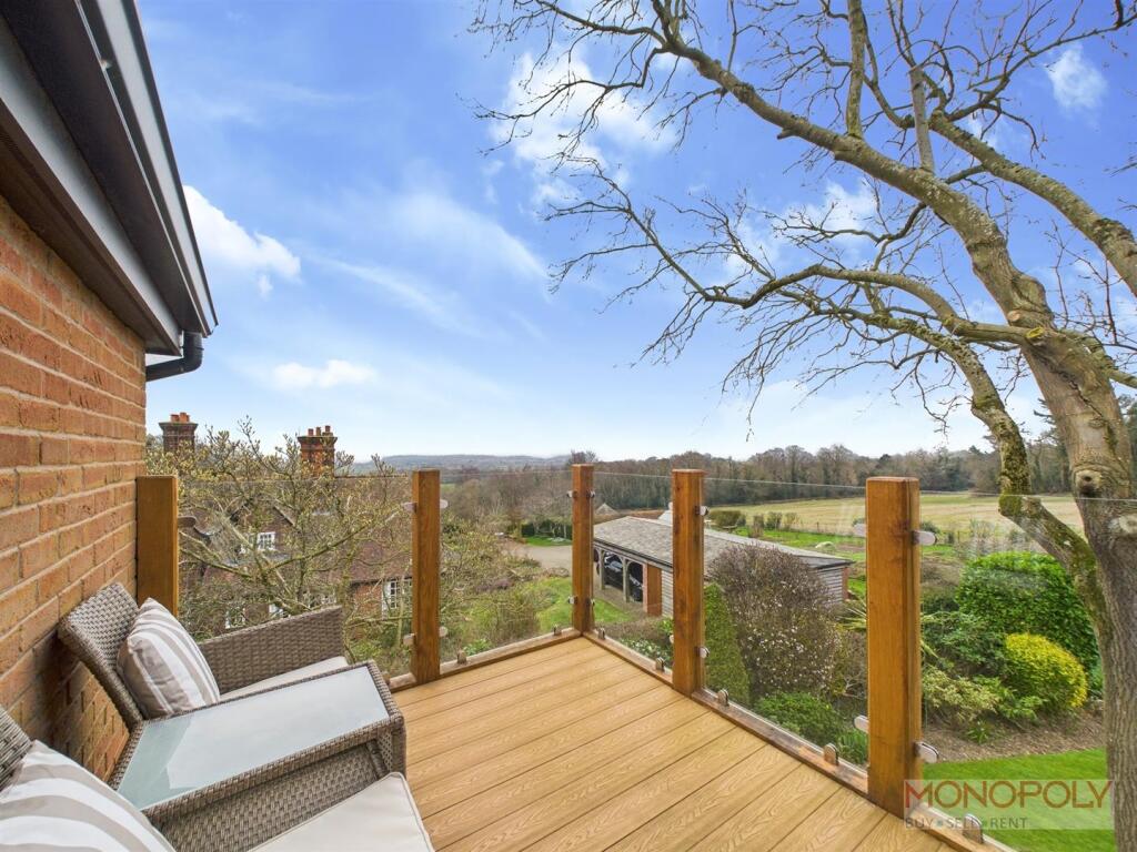 Main bedroom balcony