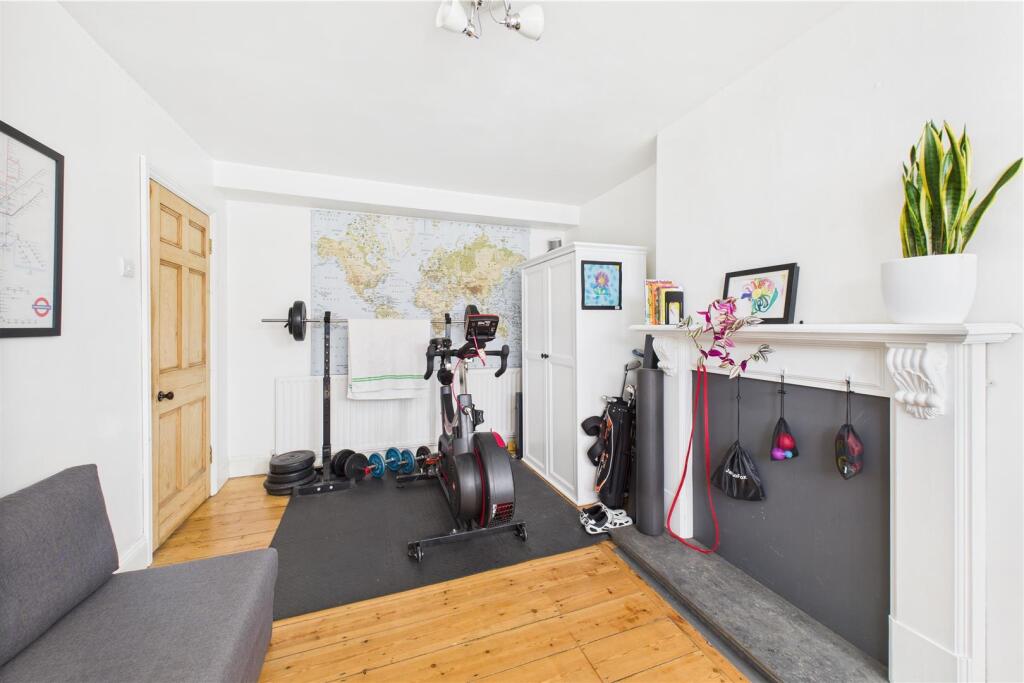 Rock Cottage, 116 Farleigh Road, Backwell, North S