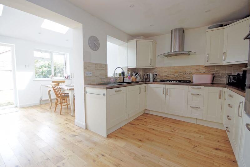 Open Plan Kitchen &amp; Dining Room