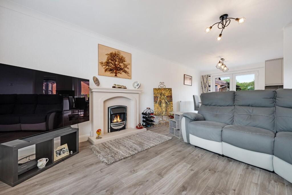 1 Chelwood Close HDR-17.jpg