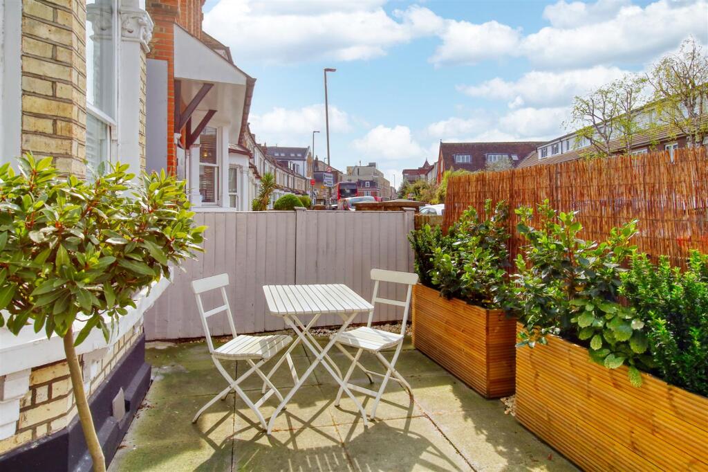 gff_fff_345_earlsfield_road_image1_19524_4.jpg