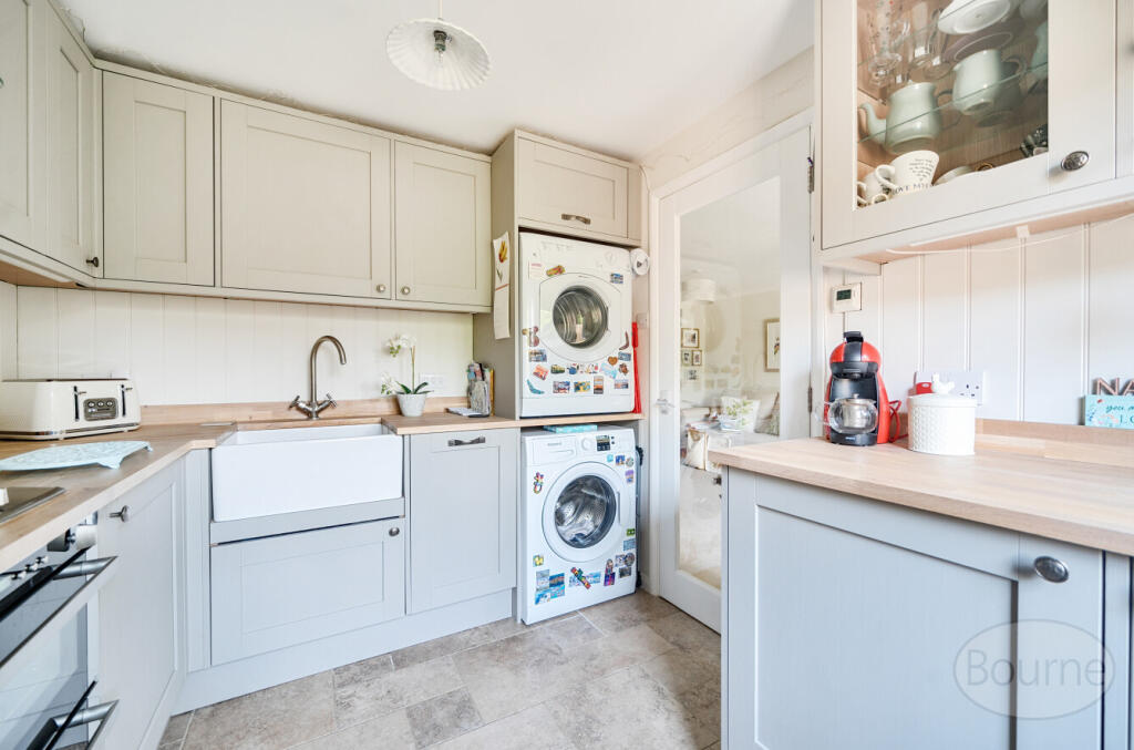 7198bf7b-c46d-447...