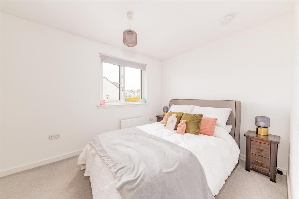 3 Peacehill View Wormit-12.JPG