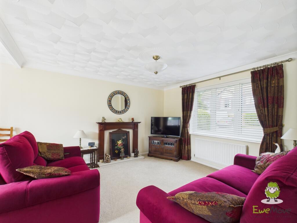 EweMove Basingstoke Olivers Close 