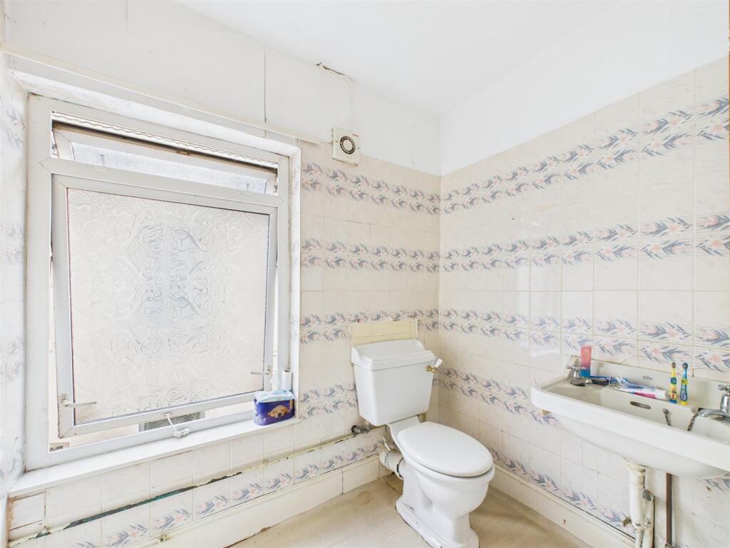 Upstairs shower room