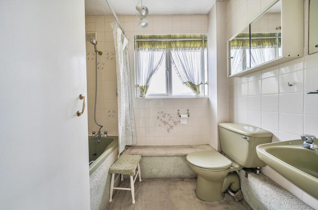 Davidson Frost-Wellings, DFW, Honister Close Stanm