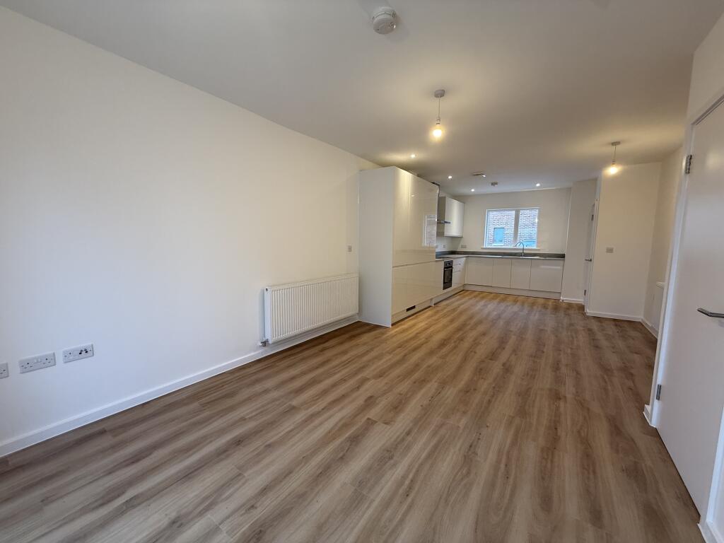 Railton Way, SWINDON