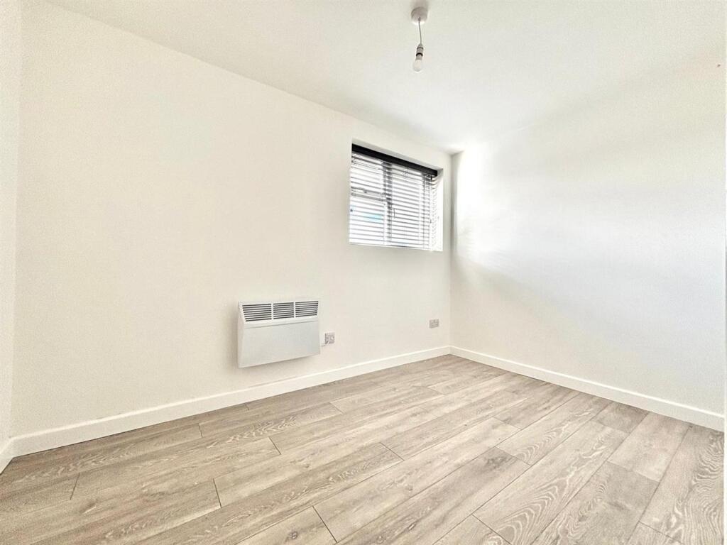 WhatsApp Image 2025-10-25 at 12.55.09_2e575600.jpg