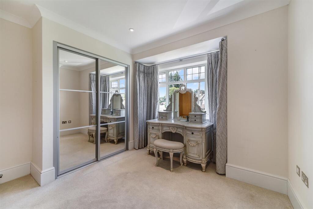 PINE HILL, 9, THORNHILL HOUSE (25).jpg