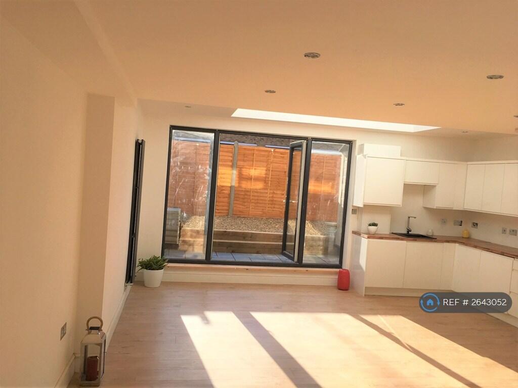 Kitchen_afternoon Sun