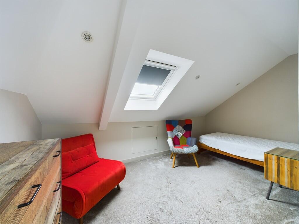 CAM02089G0-PR0410...