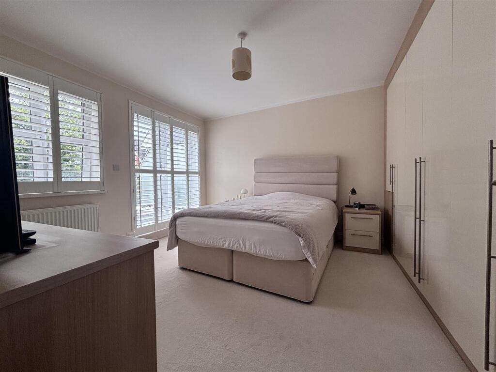 SPG bedroom 1.jpg