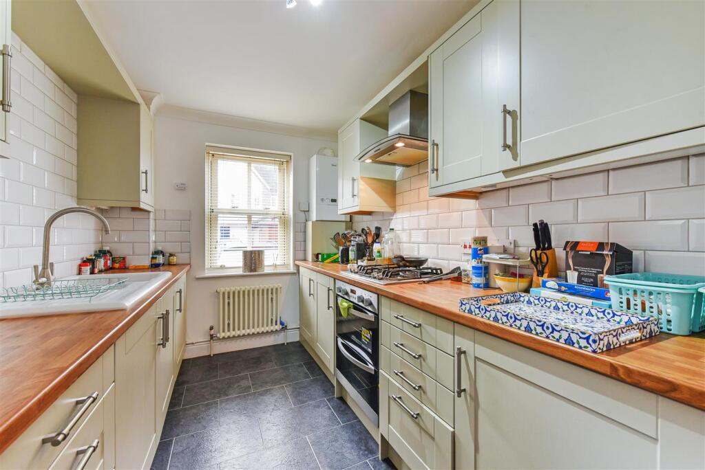 Fitted Kitchen
