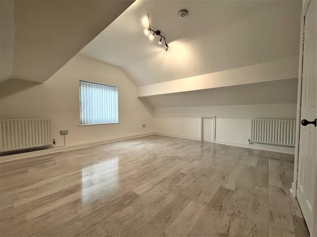 19 GG IMG_39839_3...