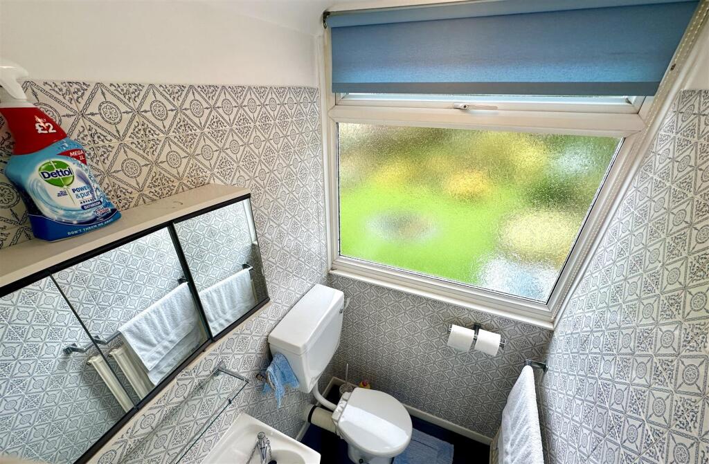 CLOAKROOM/WC