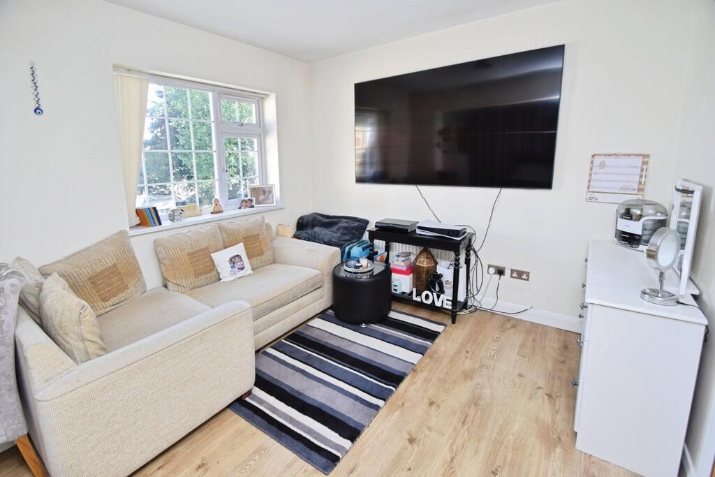 7786a860-Bedroom ...