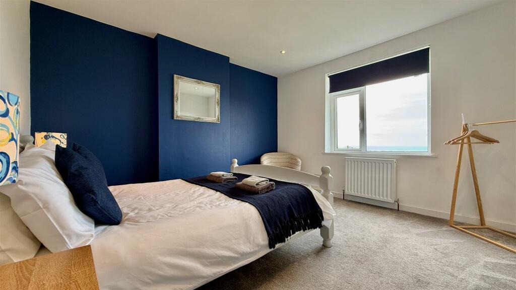 bed 1