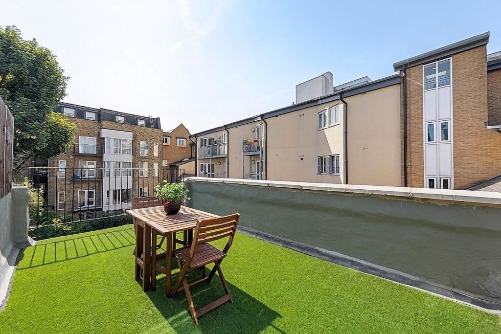 Terrace.jpg