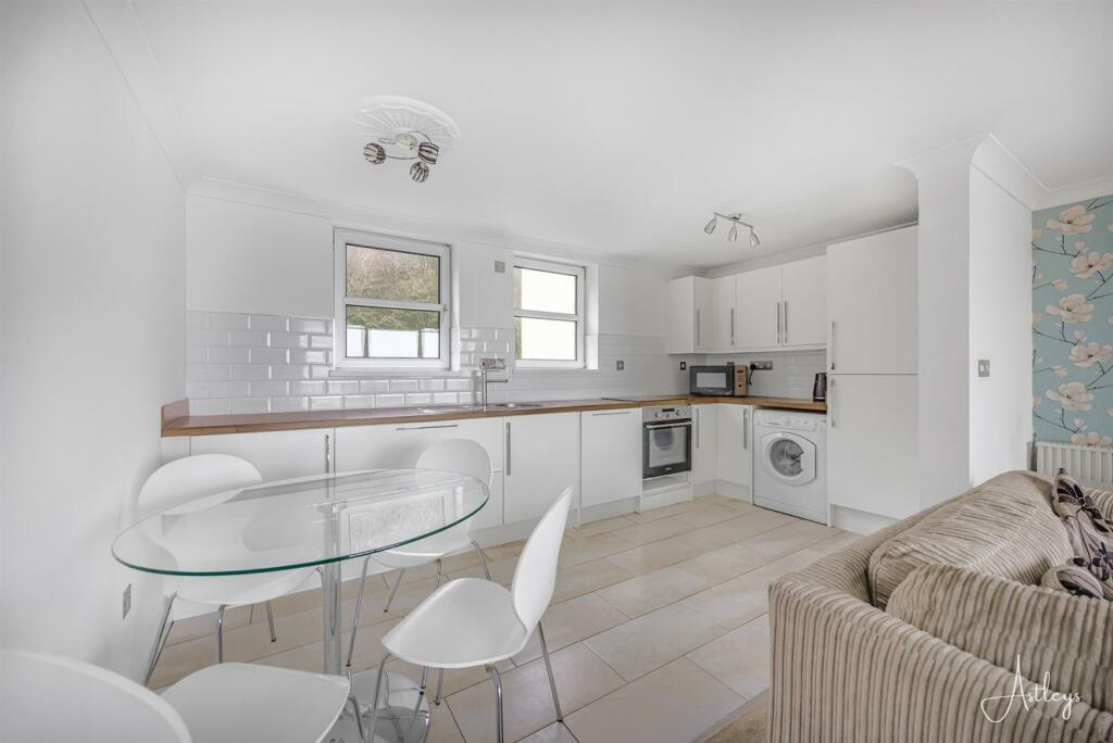 Kitchen/Living Room