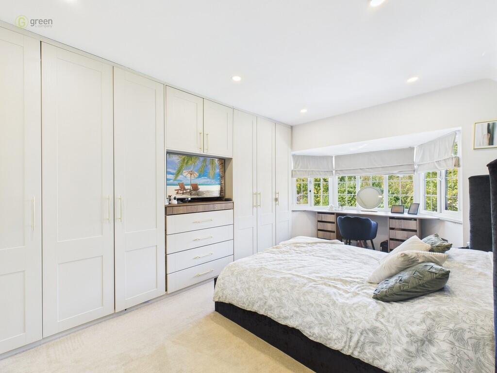 CAM03830G0-PR0221...