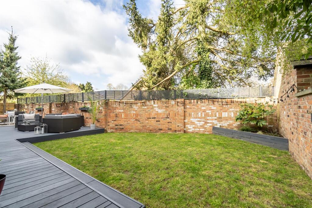 GARDEN