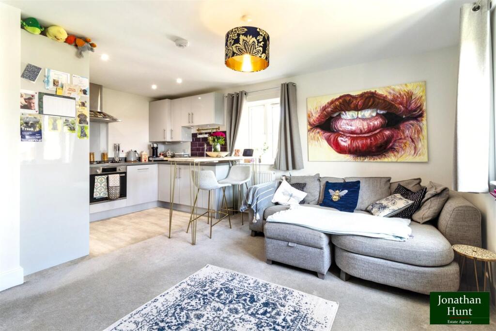 OPEN PLAN KITCHEN/LIVING ROOM