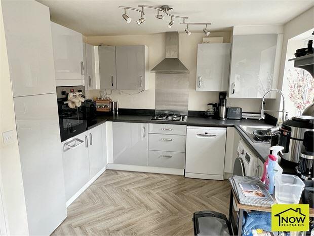 Dining kitchen