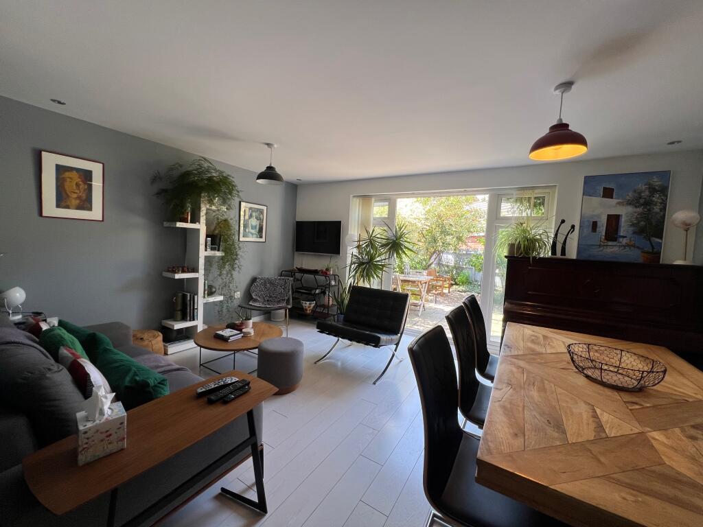 Breakfast Room