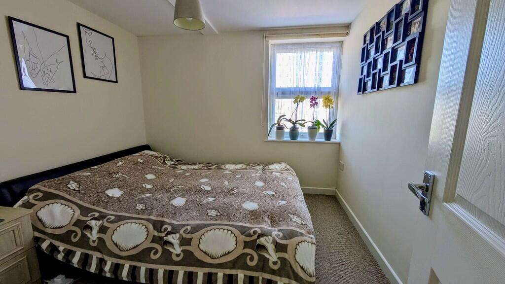 02ba5811-8425-4a6...