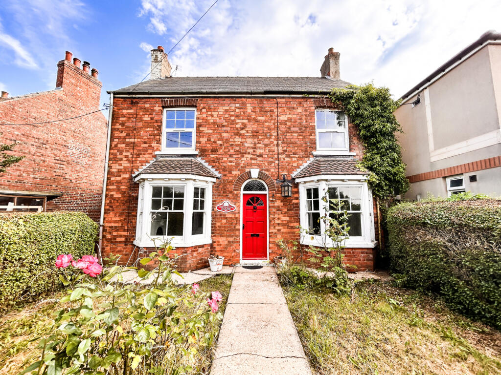 Charming Victorian Family Home in Thealby - A Per