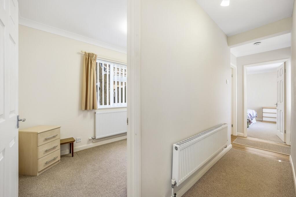 19 Reynolds Gardens (Moulton)-17