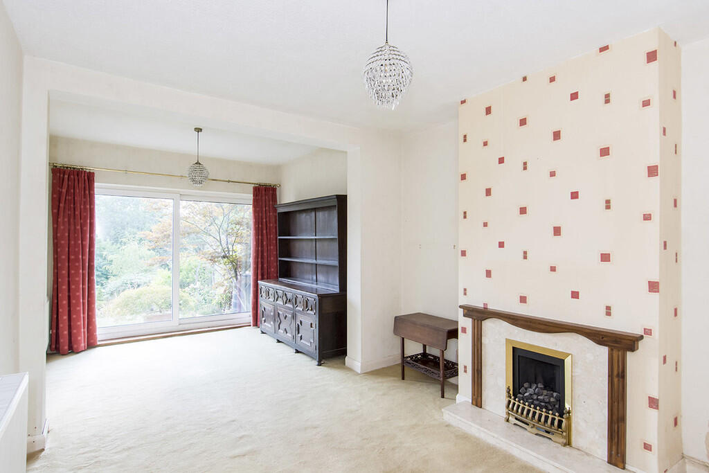 Dining/Living Roo...