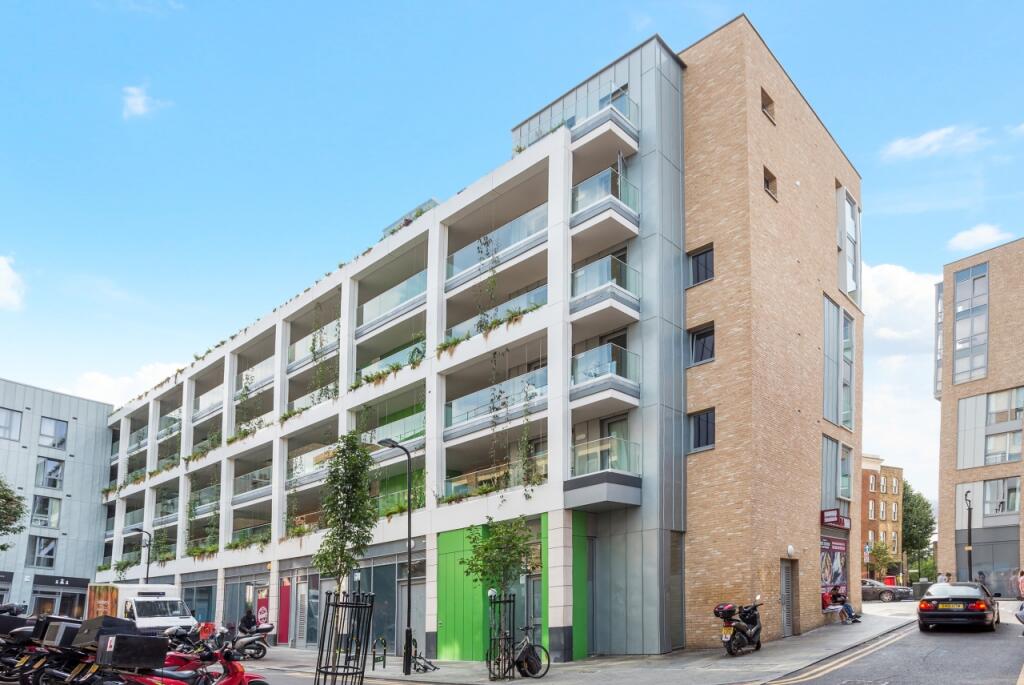 Lydian, Dalston Curv