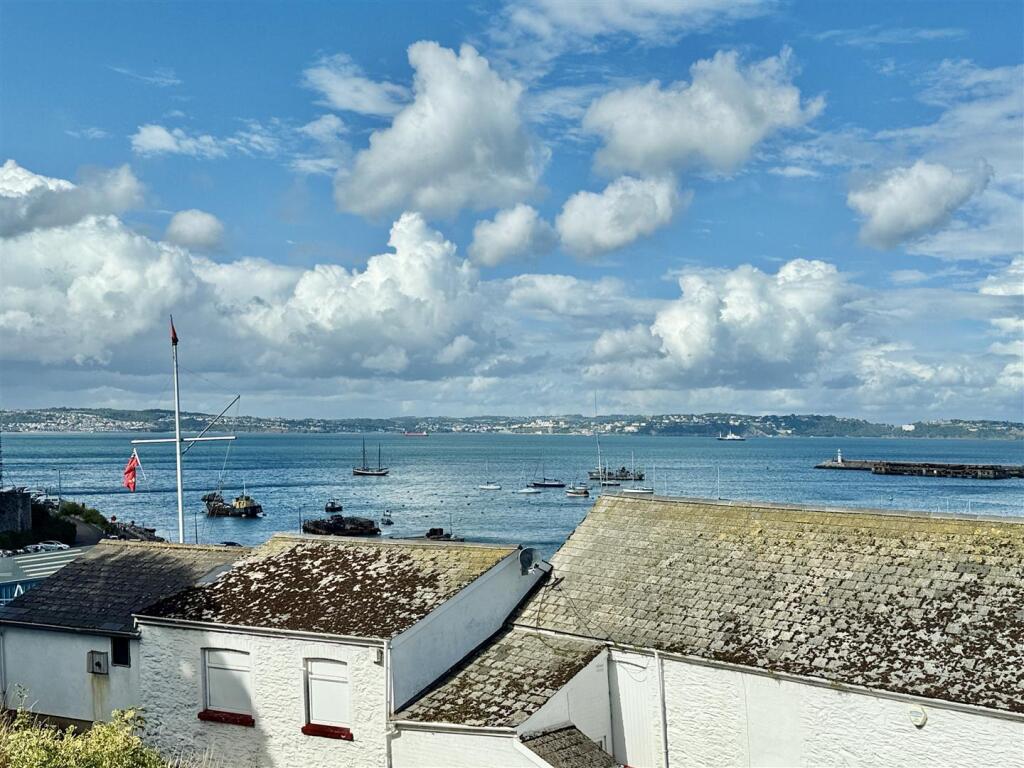 View From_Kitchen.jpg