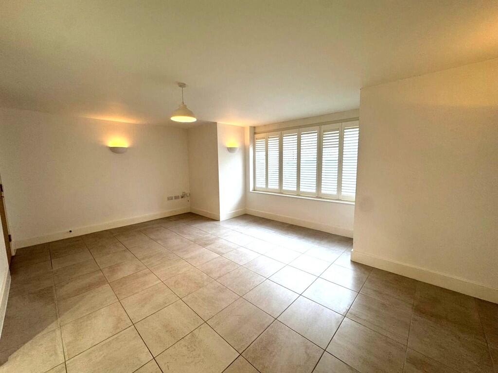 WhatsApp Image 20...