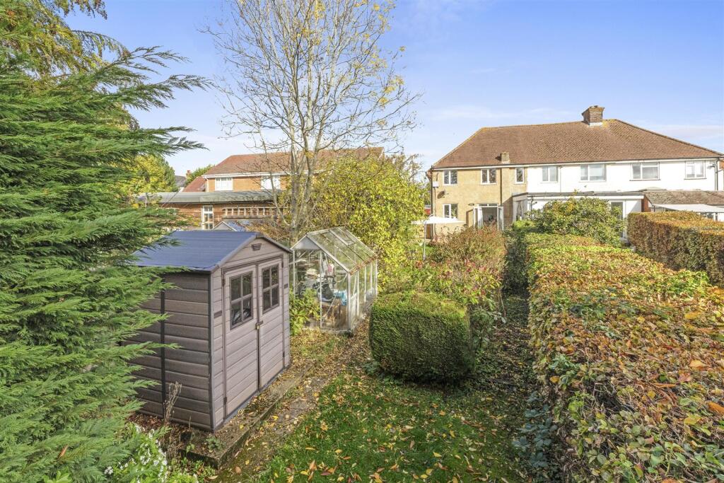 51 Geralds Road, HP13 6BN-13.jpg