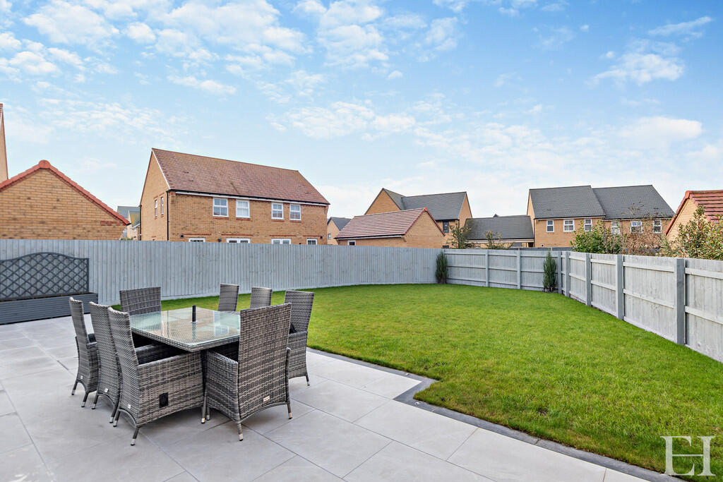 8630549-exterior0...