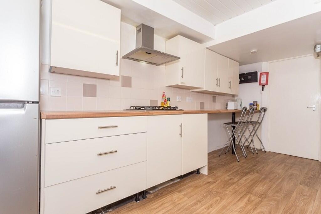 Clifton Place, Greenbank, Plymouth. 7 bedroom investment.