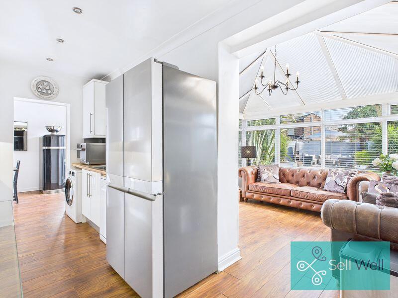 Kitchen/Conservatory