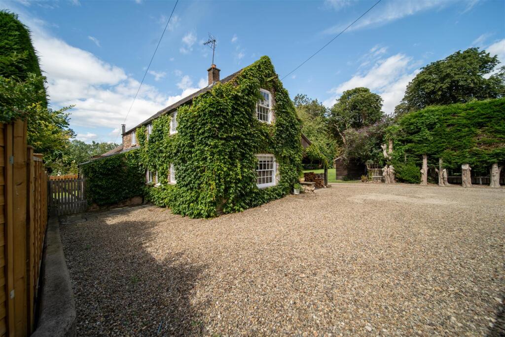 Derwent Cottage-35.jpg