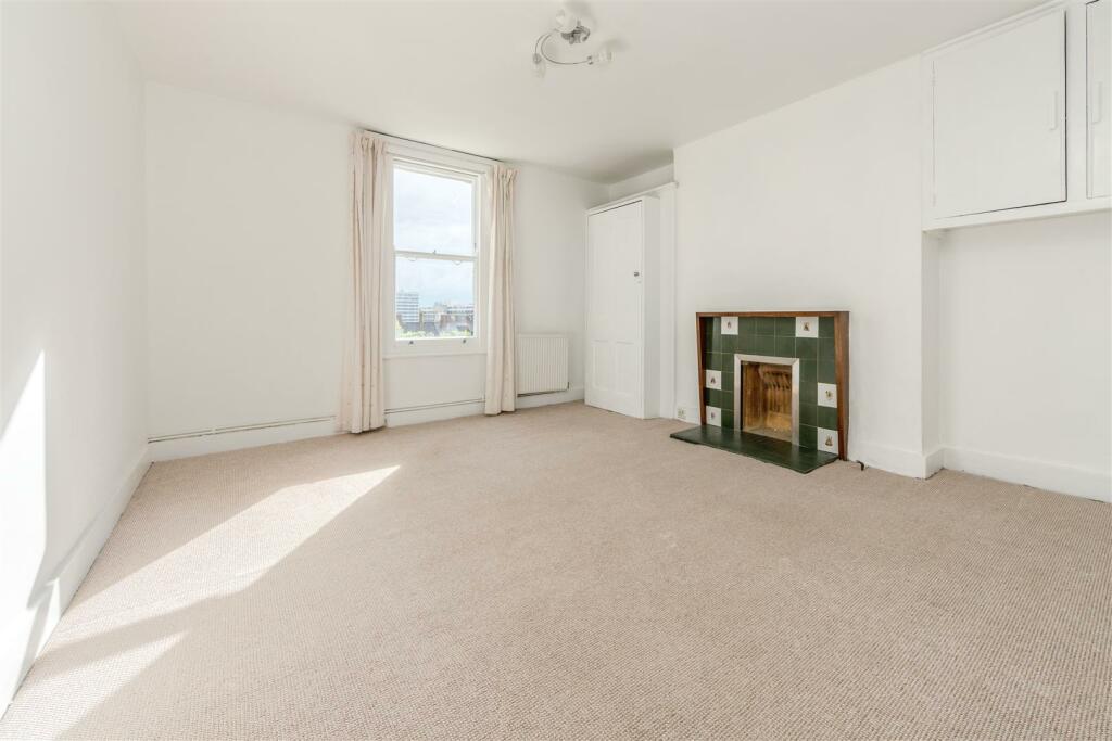 Living room.jpg
