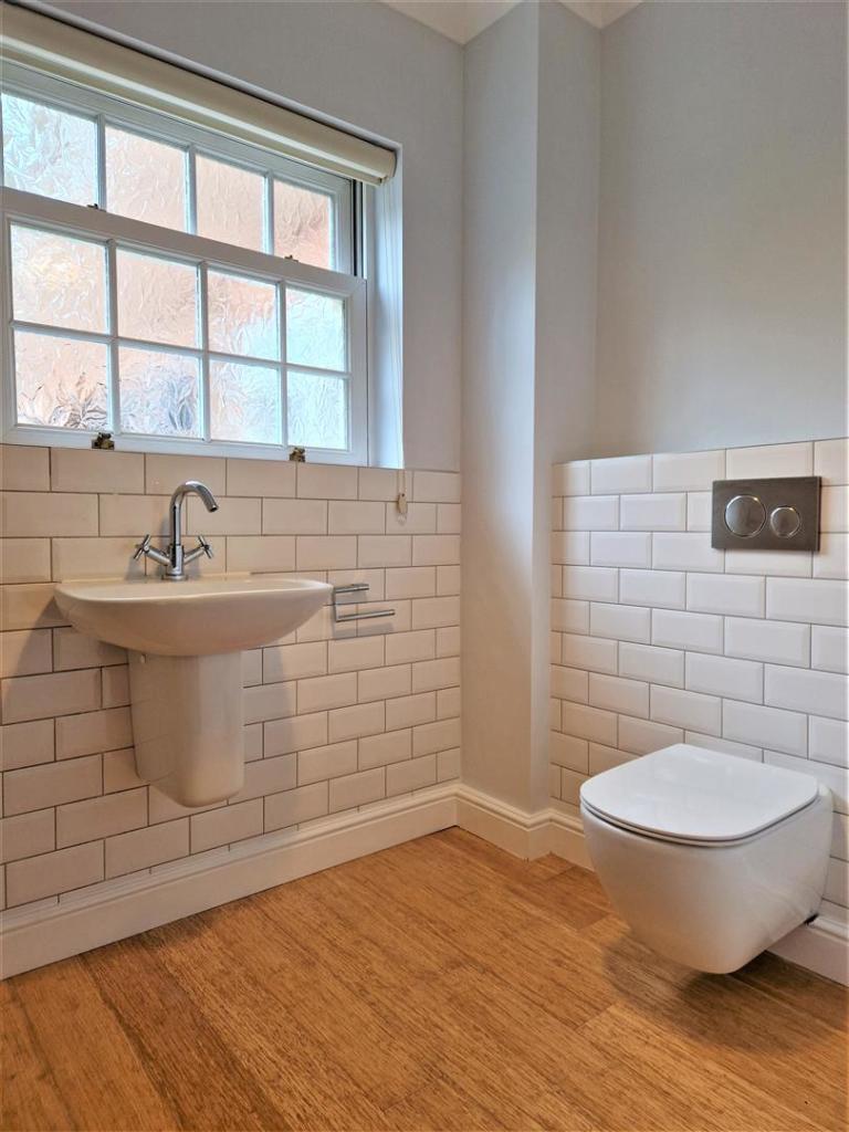 Downstairs WC.jpg
