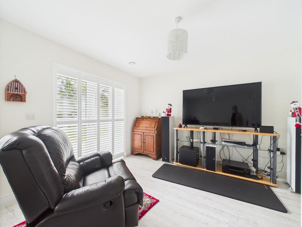 CAM02089G0-PR0509...